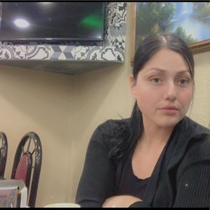 Meet your Posher, Delia